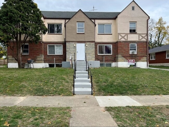 Building Photo - 1906 Elsmere Ave Rental