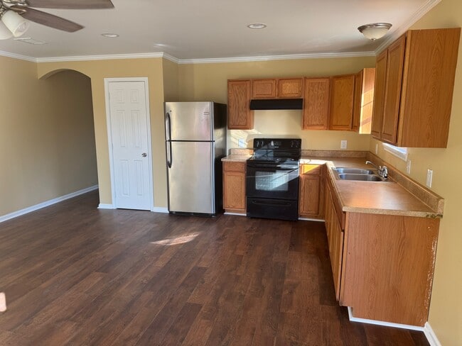 Photo - 1155 Pecan St