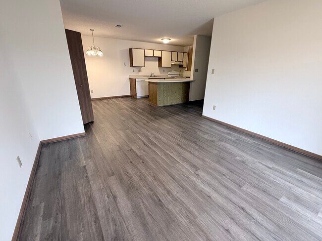 Photo - Villa DeNevue Apartments