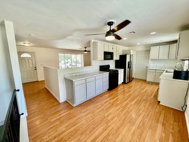 Photo - Six Bedroom Home in Bloomington Ranches