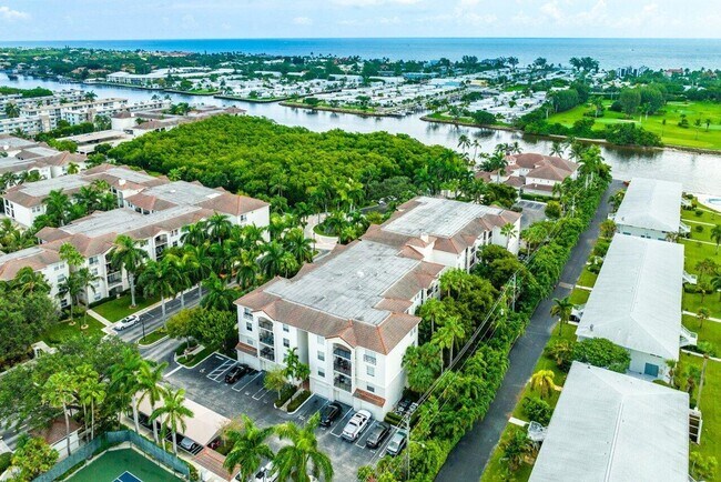 Photo - 1302 Tuscany Way