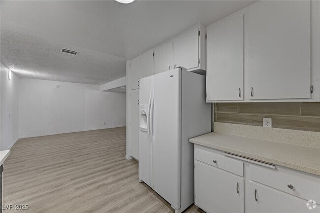 Building Photo - 7182 Acorn Ct Rental