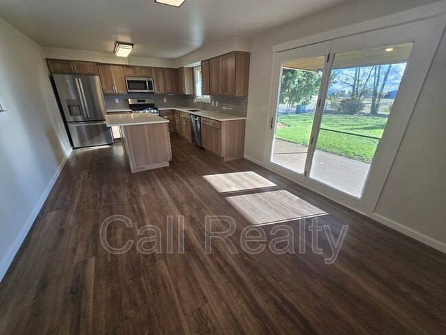 Photo - 2621 W Johannsen Rd