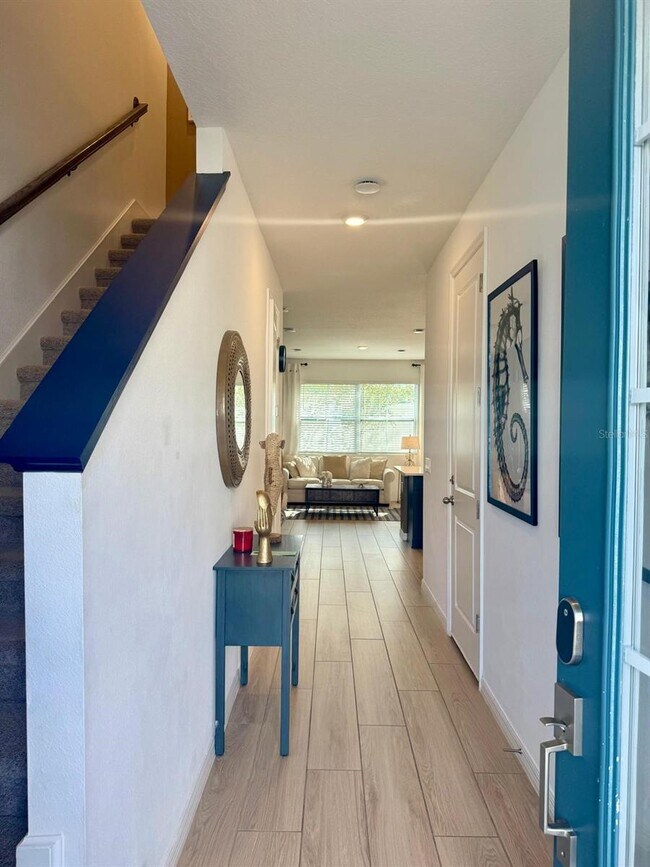 803 Longboat Dr