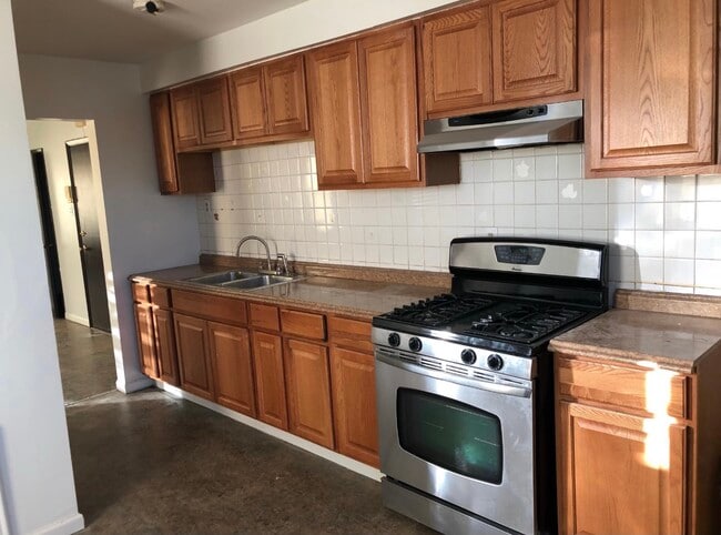 Photo - 3139 S Parnell Ave Unit #3