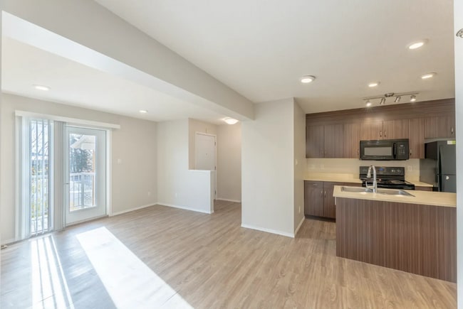 Building Photo - Sagecourt