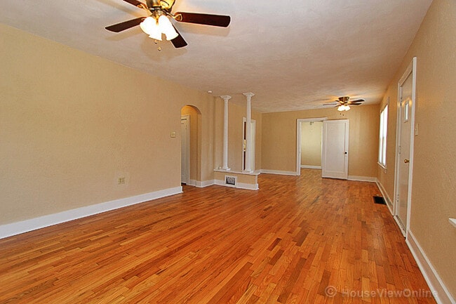 Photo - House Close To Campus!