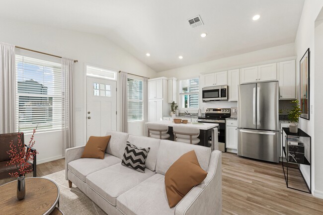 Building Photo - Oak Isle Cottages Rental