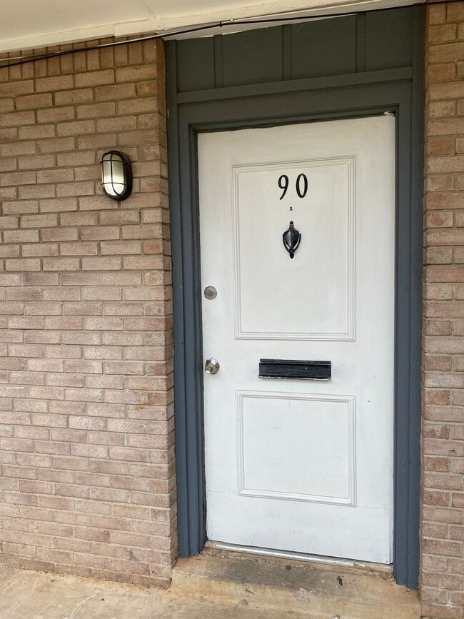 Photo - Spacious 1 Bed 1 Bath Unit 3790