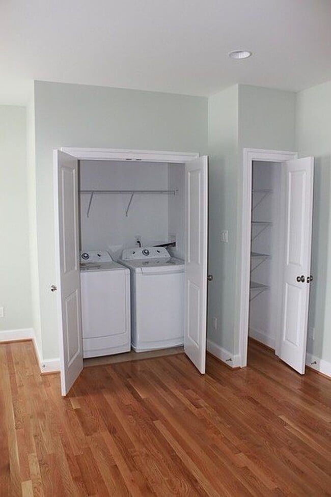 Photo - Large 4-Bedroom, 3.5 Bath Townhouse Minutes Away From VCU