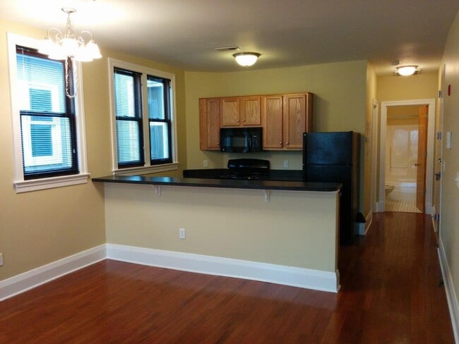 227 W Breckinridge St Unidad 001