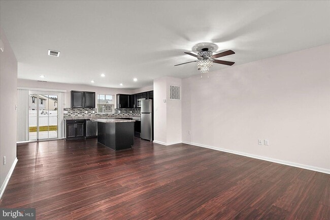 Photo - 38369 Elizabeth Ln