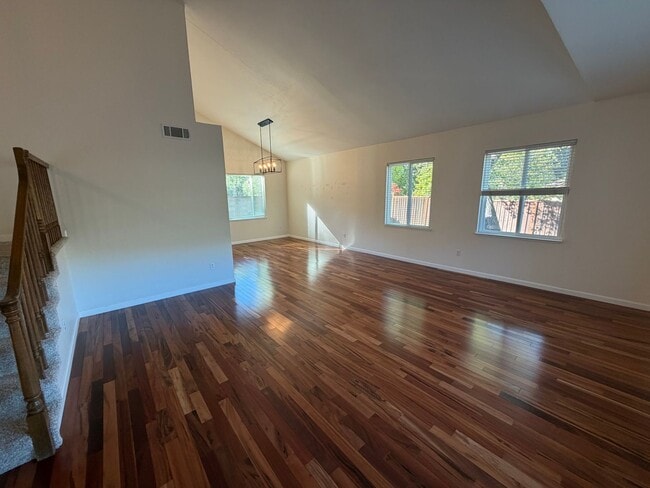 Photo - 5 Bed 3 Bath Home In Danville (Anderson Ranch)