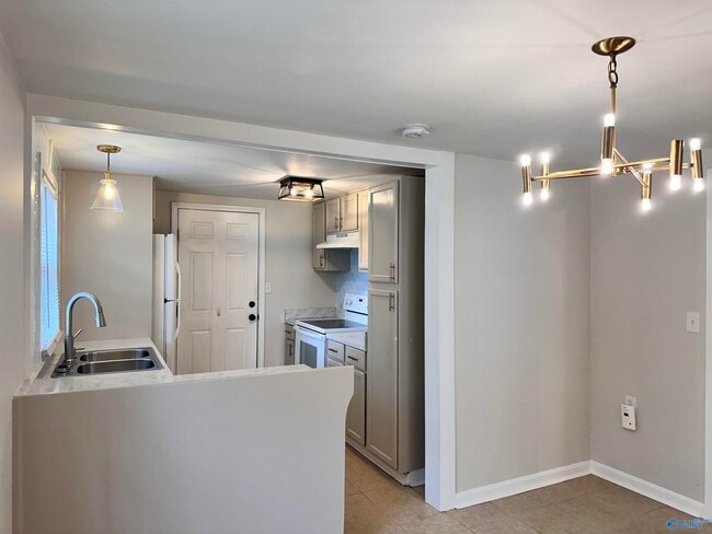 Photo - 1508 Mckinley Ave NE