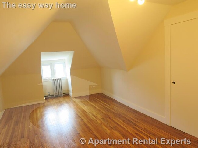 Photo - 252 Harvard St Townhome