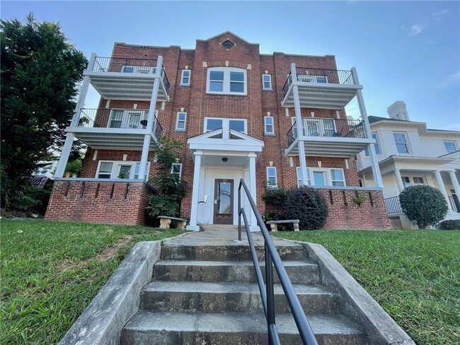 Building Photo - 373 Moreland Ave NE Unit 308 Rental