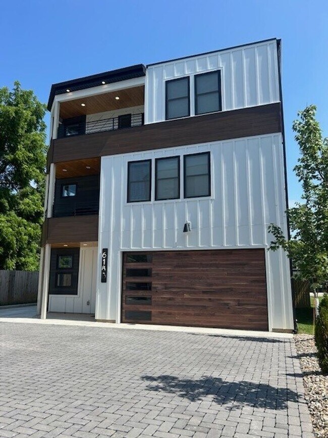 Building Photo - Southgate Unit 618 Southgate Ave., B Rental