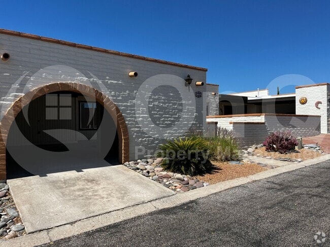 Building Photo - 1419 Placita Apache Rental
