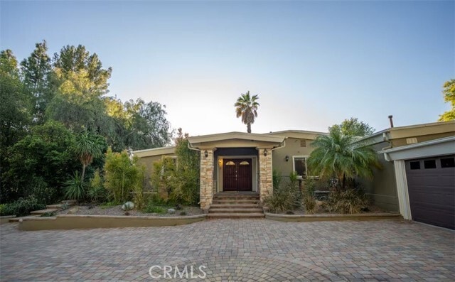 24361 Mulholland Hwy