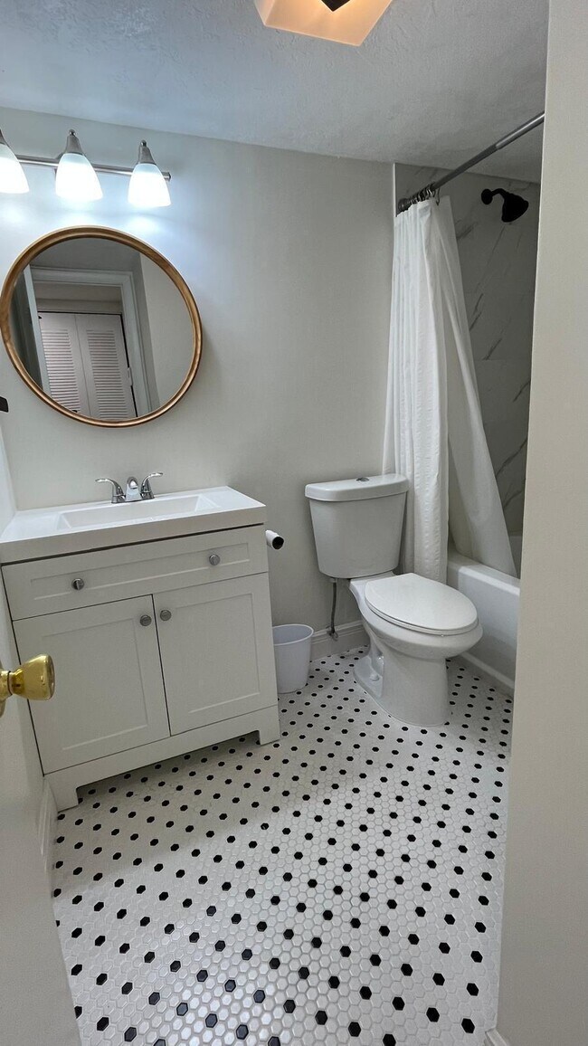 Photo - 9210 SW 3rd St Unidad 216