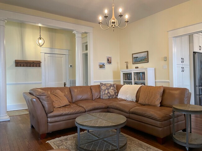 Photo - 617 Allison Ave SW Unit 1