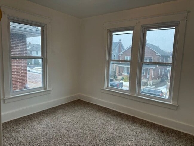 Photo - 53 W Granada Ave Unit 2