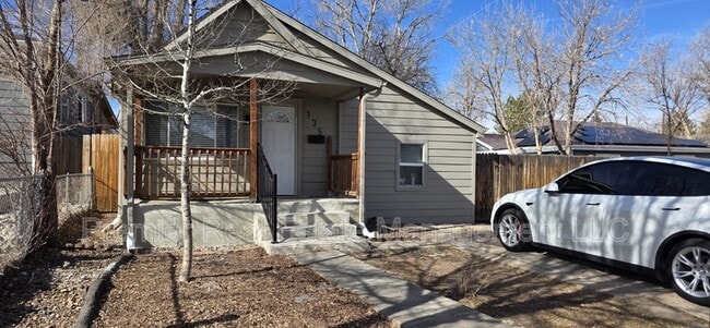 Building Photo - 135 Osceola St