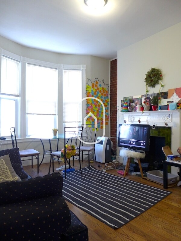 Photo - 11 Linden St Unidad 4