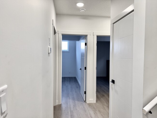 Photo - 9938 162 St NW Unit 2