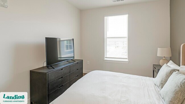 Photo - 556 Martin Rd SW Unit 3308