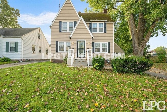 Building Photo - 1579 Colton St