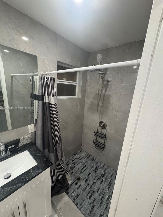 Photo - 2400 Casablanca Dr Unit A