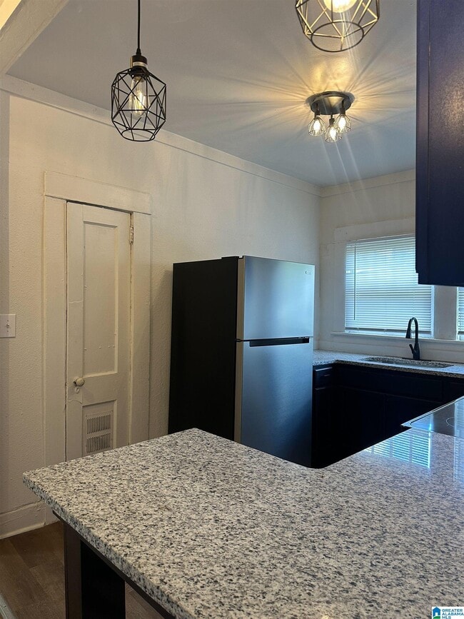 Photo - 1229 8th Ave W Unidad B