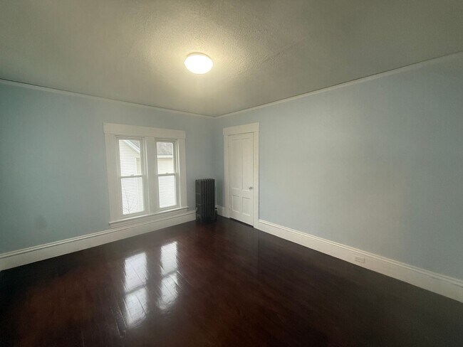 Photo - 597 Beech St Unit 2