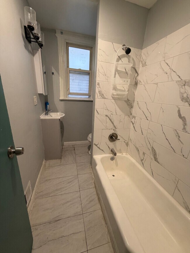 Photo - 27 Linden Ave Unit 1