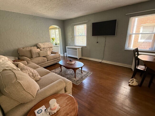 Photo - 3870 Beechwood Blvd Unidad 1