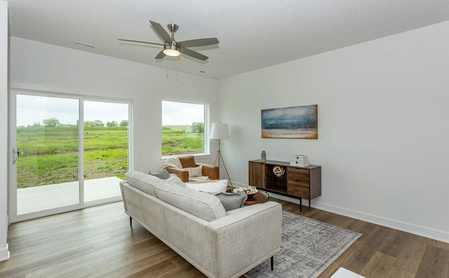 Photo - 3111 Bracken Pl