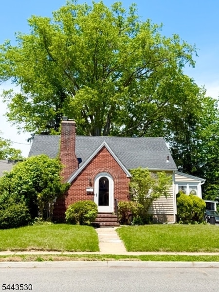Photo - 301 Hickory Ave