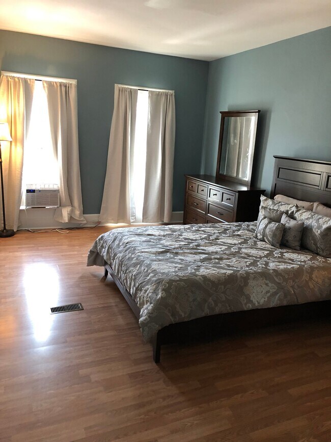 Photo - 35 E Market St Unit 201