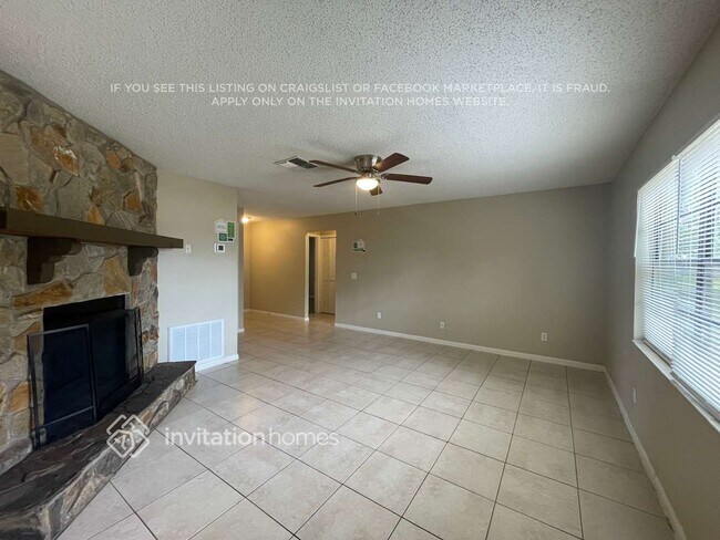 Photo - 819 Sunridge Point Dr