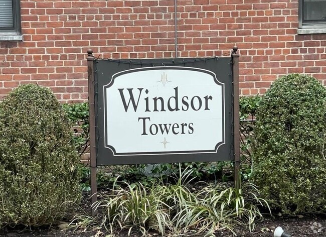 Building Photo - 2 Windsor Terrace Unit 2D Rental