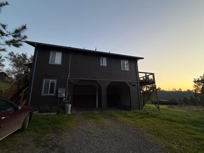 Building Photo - 11100 La Honda Rd