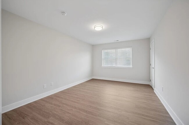 Photo - 22 Haws Ln