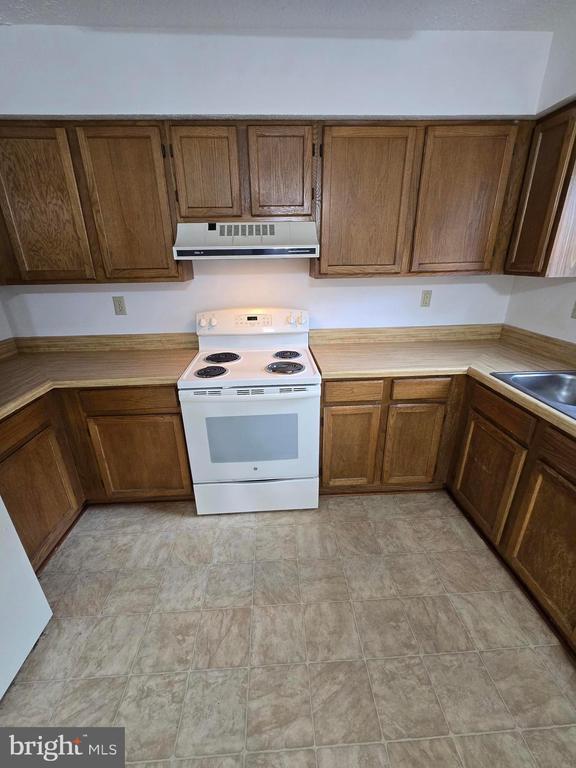 Photo - 6047 Sirenia Pl
