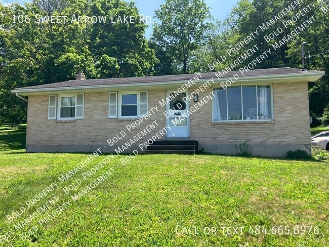 Building Photo - 106 Sweet Arrow Lake Rd