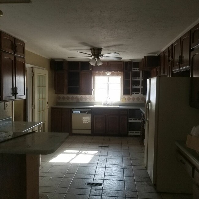 Photo - 400 SE 58th Ave