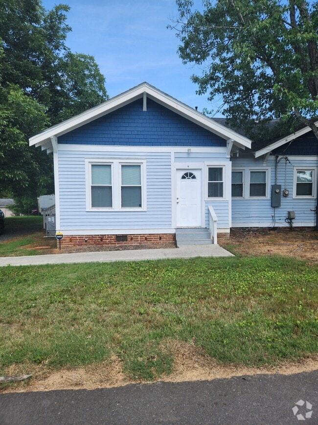 Building Photo - 1610 Lowder St Unit B Rental