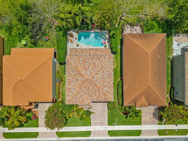 Photo - 10652 Ivanhoe Ln