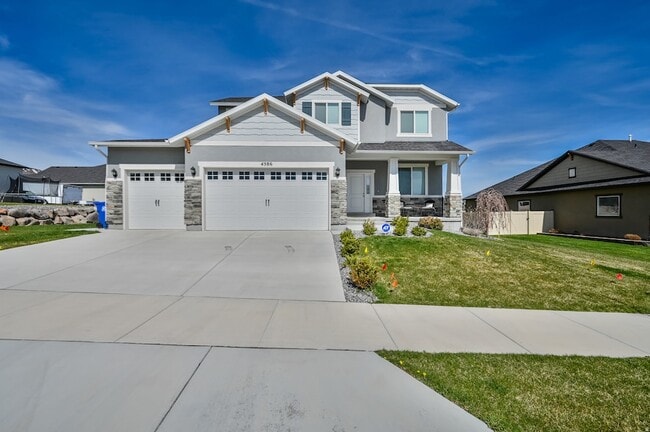 Building Photo - 4586 W Thorley Dr