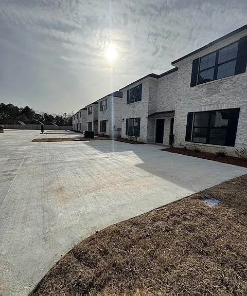 Building Photo - 2555 Arkansas Rd